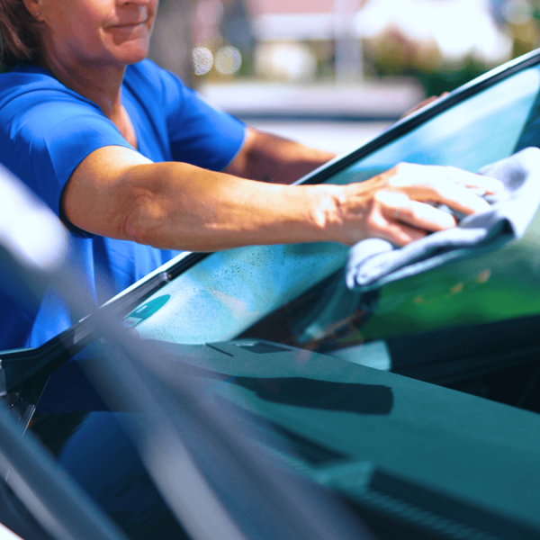 rpet droogdoek op voorruit auto