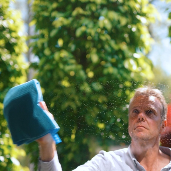 Ruiten streeloos nadrogen met droogdoek Geweldigschoon